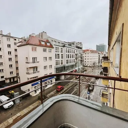 Livin' La Wilda Local Leilighet Poznań Eksteriør bilde